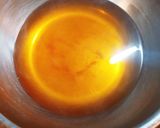 簡単☆手羽元とたまねぎの香り水スープ作り方1写真