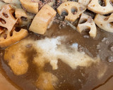 簡単！れんこんと合挽き肉の甘辛炒め☆作り方5写真