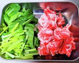 豚バラ肉と小松菜の塩ダレ炒め作り方1写真