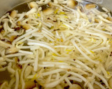 もやし しめじ ほうれん草の味噌汁^^作り方2写真