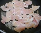 簡単！鶏舞茸のバター醤油炒め作り方1写真
