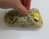 全粒粉で風味アップ!さつまいものごまパン作り方13写真
