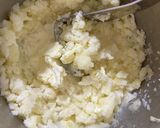 クリームチーズ入り芋もち♪作り方4写真