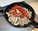 チリソースを使って豚肉野菜甘辛炒め作り方6写真