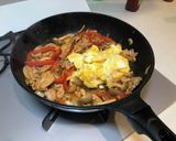 チリソースを使って豚肉野菜甘辛炒め作り方9写真