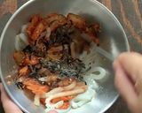 ご飯のお供！イカそうめん塩昆布キムチ和え作り方2写真