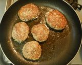 簡単マイタケチーズハンバーグ秋の味覚作り方3写真