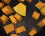 カボチャとお好きな具でみそ汁作り方2写真