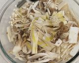 カレールウで!レンジで一発♪きのこマリネ作り方3写真