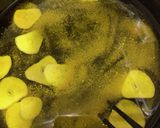 韓国風グルメ！豆腐とキムチのアヒージョ作り方3写真