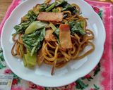 小松菜とレタスとハムのソース焼きそば♪作り方3写真
