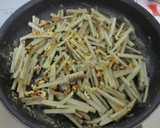 ご飯のお供♬ごぼうと胡桃の西京味噌炒め！作り方5写真