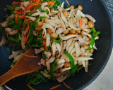 キノコと野菜の回鍋肉風炒め作り方7写真
