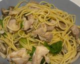 鶏モモ肉とキノコの和風パスタ作り方7写真