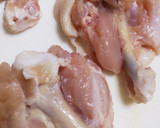 鶏肉下ごしらえ骨付き手羽中の骨抜き下処理作り方9写真