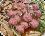 ボリューム満点★豚団子の胡麻味噌鍋作り方3写真