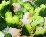 鶏肉とブロッコリーのとろっと炒め作り方3写真