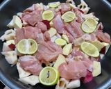 薩摩芋とチキンのすだちバター蒸し作り方4写真