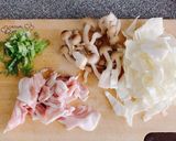 豚バラとキャベツ、しめじのピリ辛塩ダレ丼作り方1写真