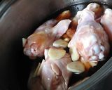 鶏手羽元に黒酢を入れて煮てみた、おいしい作り方3写真