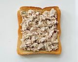 胡麻油香る＊搾菜とツナのピリ辛トースト作り方5写真