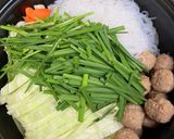 ＊豆苗と冷凍肉団子のキムチ鍋＊作り方2写真