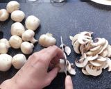 鶏胸肉のソテーとマッシュルームソース作り方2写真