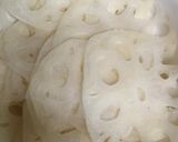 鶏肉とれんこんのピリ辛しょうゆ炒め作り方1写真