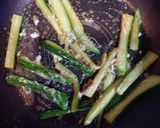 胡瓜・ミョウガ・豚コマの梅肉炒め作り方4写真