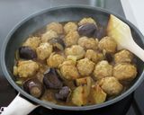 肉団子となすの和風カレー煮。作り方7写真