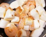 蒸しエビとはんぺんのオーロラソース和え作り方2写真