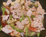 とろけるチーズと焼肉のタレで、チーズ豚丼作り方3写真