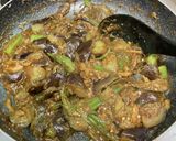 まいわし缶＆なす＆オクラのカレー作り方1写真