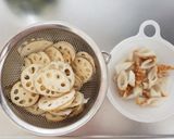 れんこんとちくわのうま塩きんぴら作り方1写真