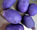 アケビと茄子とパプリカの味噌炒め作り方1写真