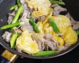 ☆簡単☆ 豚肉とアスパラのマヨたま炒め作り方7写真