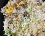 旨味たっぷり！牛肉セロリ炒飯作り方4写真