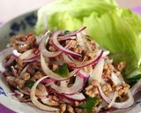 赤玉ねぎとひき肉のエスニック風サラダ作り方4写真