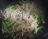 ゴボウ肉味噌（ししとう入り）作り方4写真
