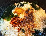 袋麺の味変●簡単スパイシーカレーラーメン作り方4写真