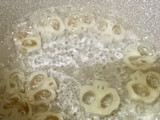 ガイコツレンコンのミートボールパスタ