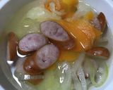 簡単　塩だけ　ソーセージの　野菜スープ作り方4写真