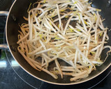 小松菜ともやしと刻み揚げの胡麻和え作り方7写真