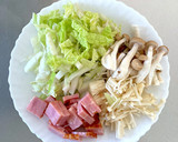 お鍋の残り野菜で『白菜ときのこのスープ』作り方1写真