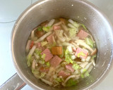 お鍋の残り野菜で『白菜ときのこのスープ』作り方5写真