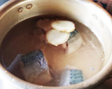 サバ缶と大根で★コク旨赤だし味噌汁作り方2写真