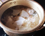 サバ缶と大根で★コク旨赤だし味噌汁作り方3写真
