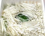 レンジで2分！オクラとえのきの塩昆布和え作り方1写真