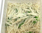 レンジで2分！オクラとえのきの塩昆布和え作り方2写真