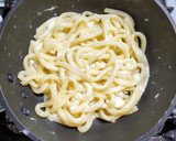 豆腐と冷凍の山芋とろろソースで焼きうどん作り方3写真
